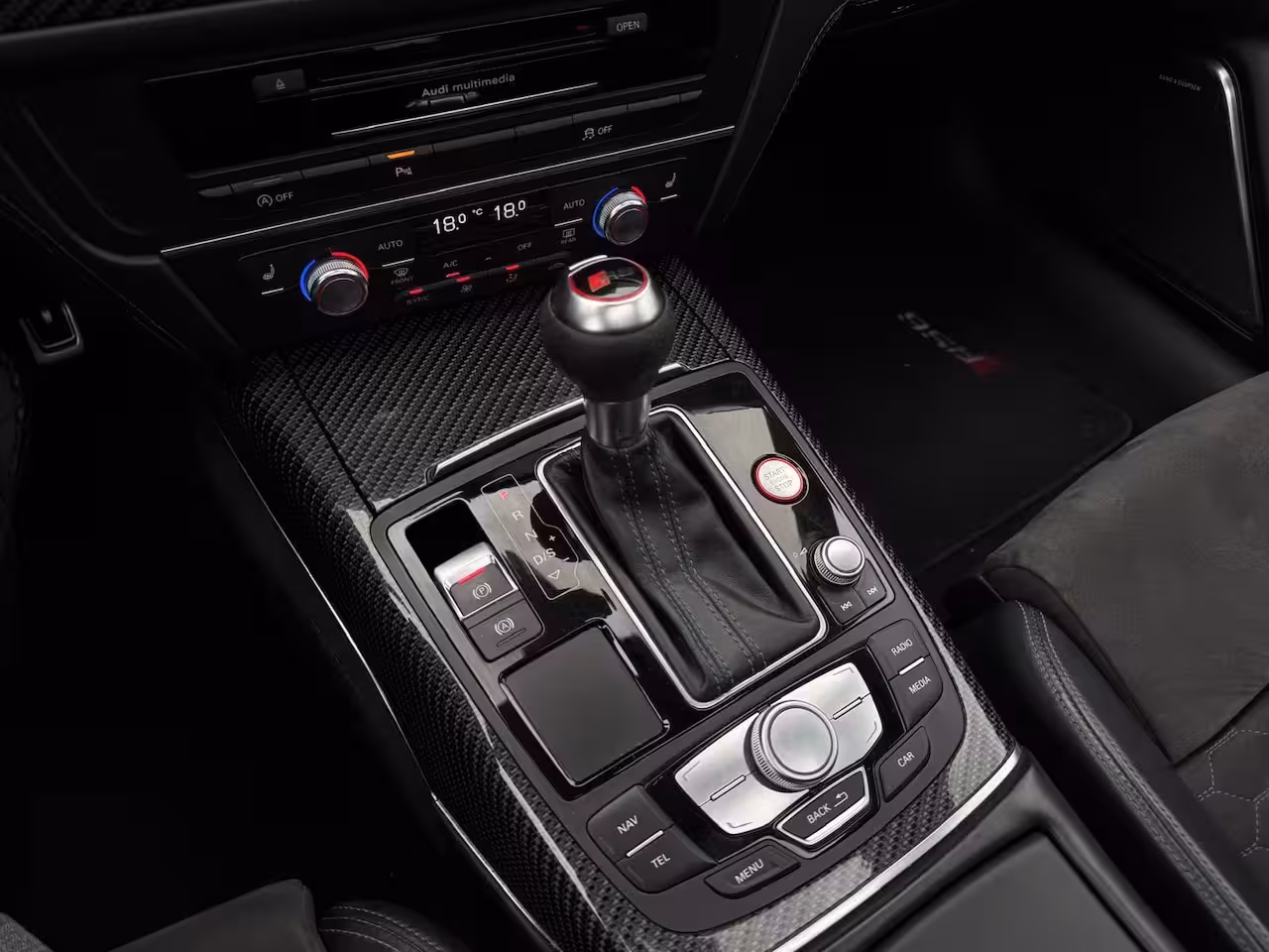 Audi RS6 Avant 4.0 TFSI RS 6 Performance | Pano | Keramisch| HUD | 360 | Carbon |