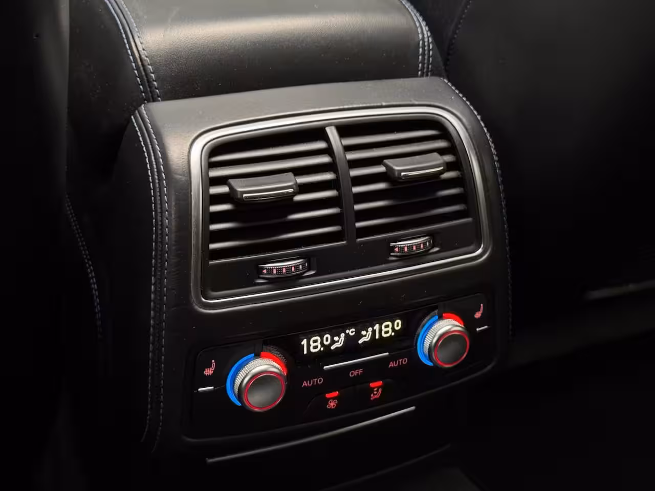 Audi RS6 Avant 4.0 TFSI RS 6 Performance | Pano | Keramisch| HUD | 360 | Carbon |
