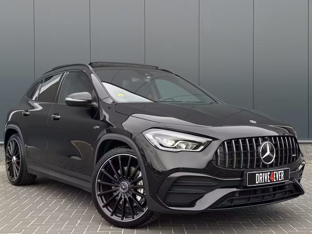 Mercedes-Benz GLA-Klasse AMG 35 4MATIC FULL PANO|LAGE KMSTAND|LEDER|SPORTVELGEN