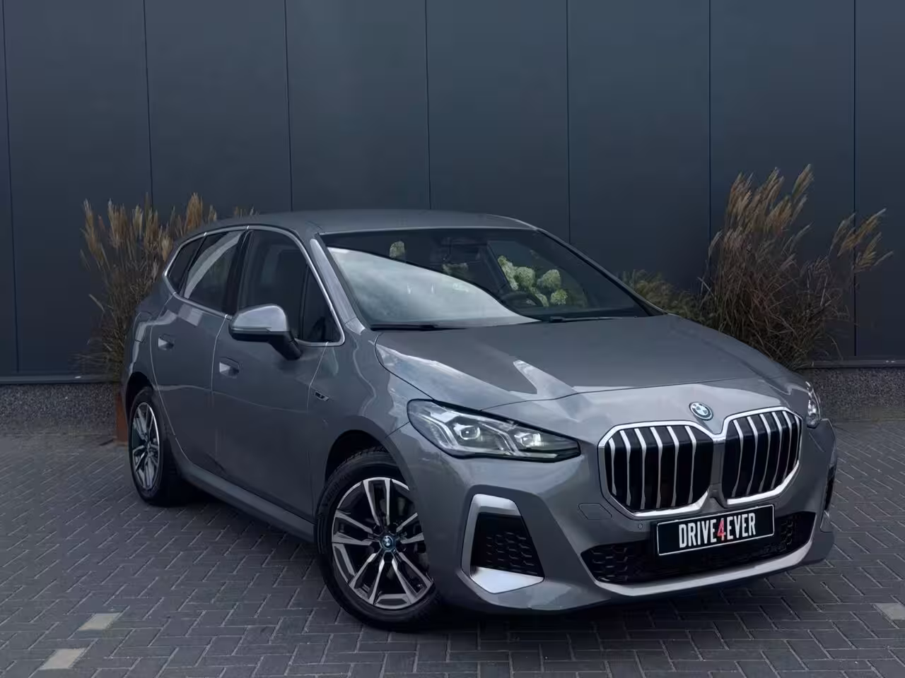 BMW 2-serie Active Tourer 225e xDrive M PACK M24 LEDER|NAVI|LED|CR CONTROL|CAMERA