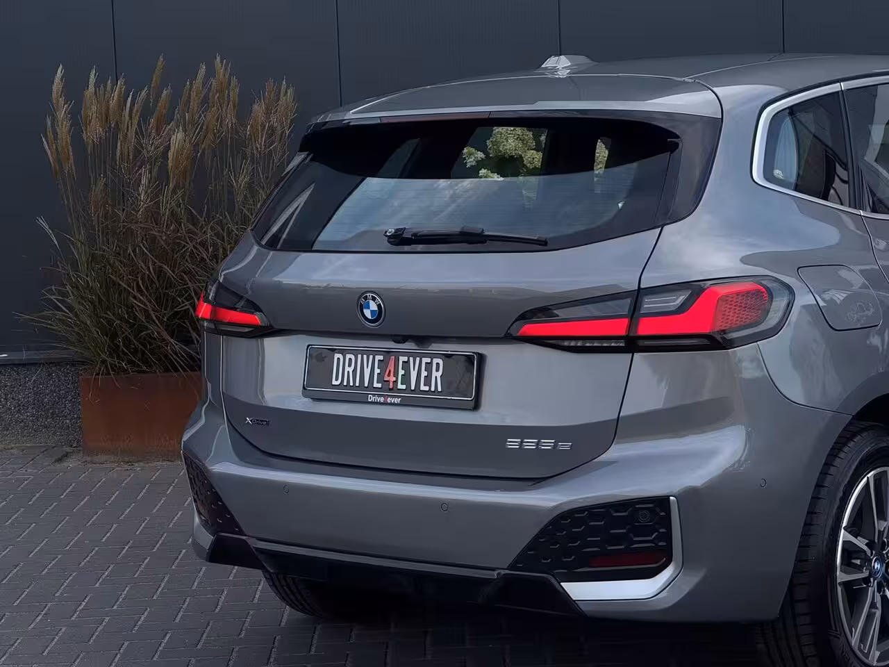 BMW 2-serie Active Tourer 225e xDrive M PACK M24 LEDER|NAVI|LED|CR CONTROL|CAMERA