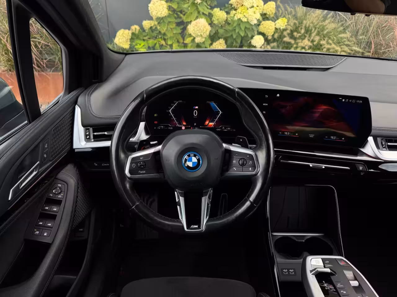 BMW 2-serie Active Tourer 225e xDrive M PACK M24 LEDER|NAVI|LED|CR CONTROL|CAMERA