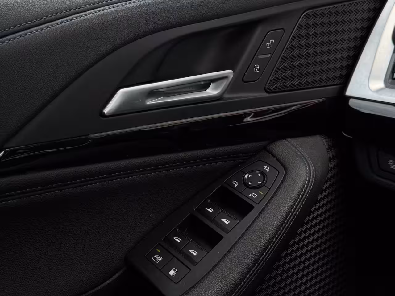 BMW 2-serie Active Tourer 225e xDrive M PACK M24 LEDER|NAVI|LED|CR CONTROL|CAMERA