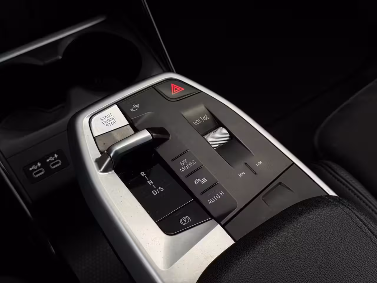 BMW 2-serie Active Tourer 225e xDrive M PACK M24 LEDER|NAVI|LED|CR CONTROL|CAMERA