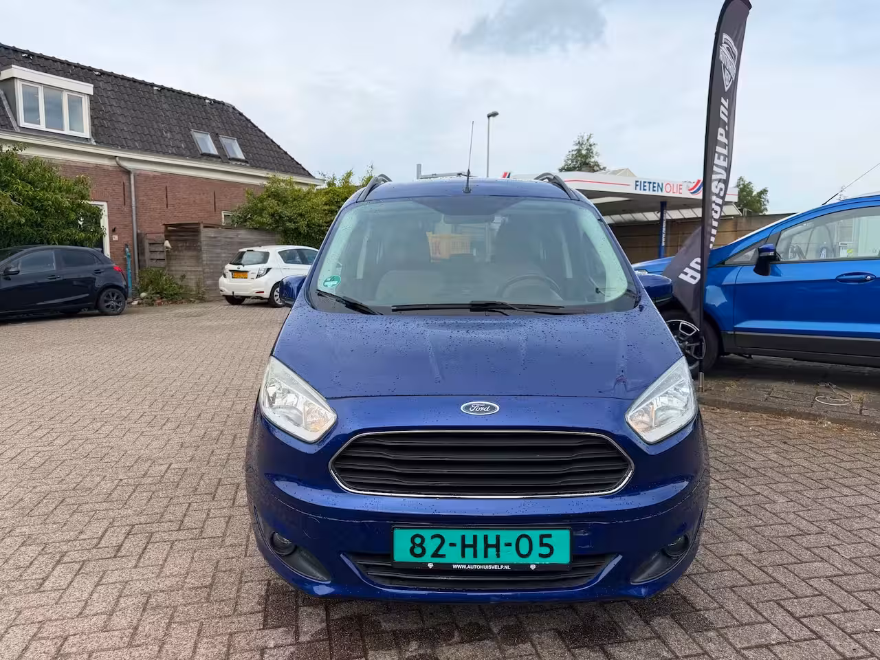 Ford Tourneo Courier 1.0 Titanium