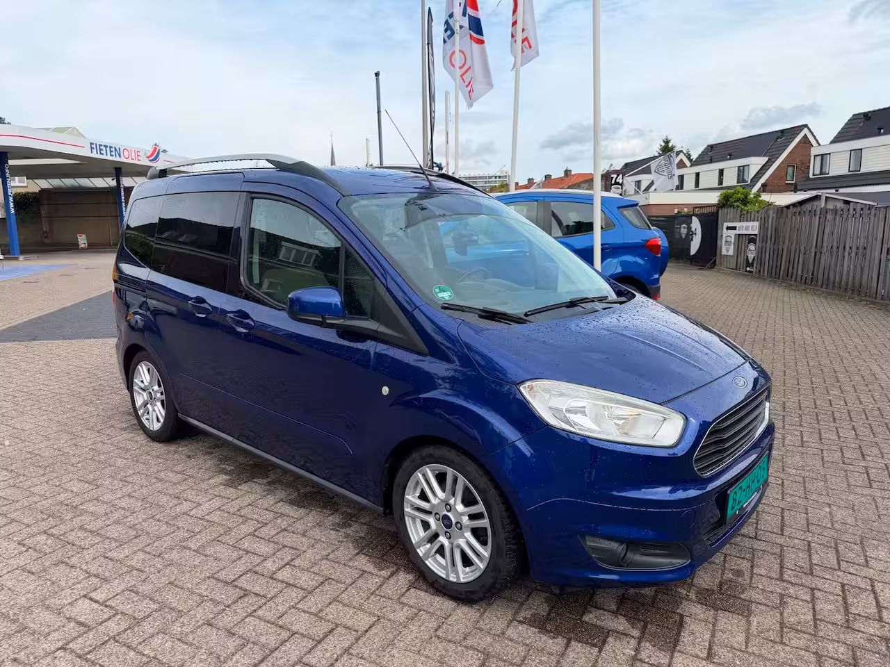 Ford Tourneo Courier 1.0 Titanium