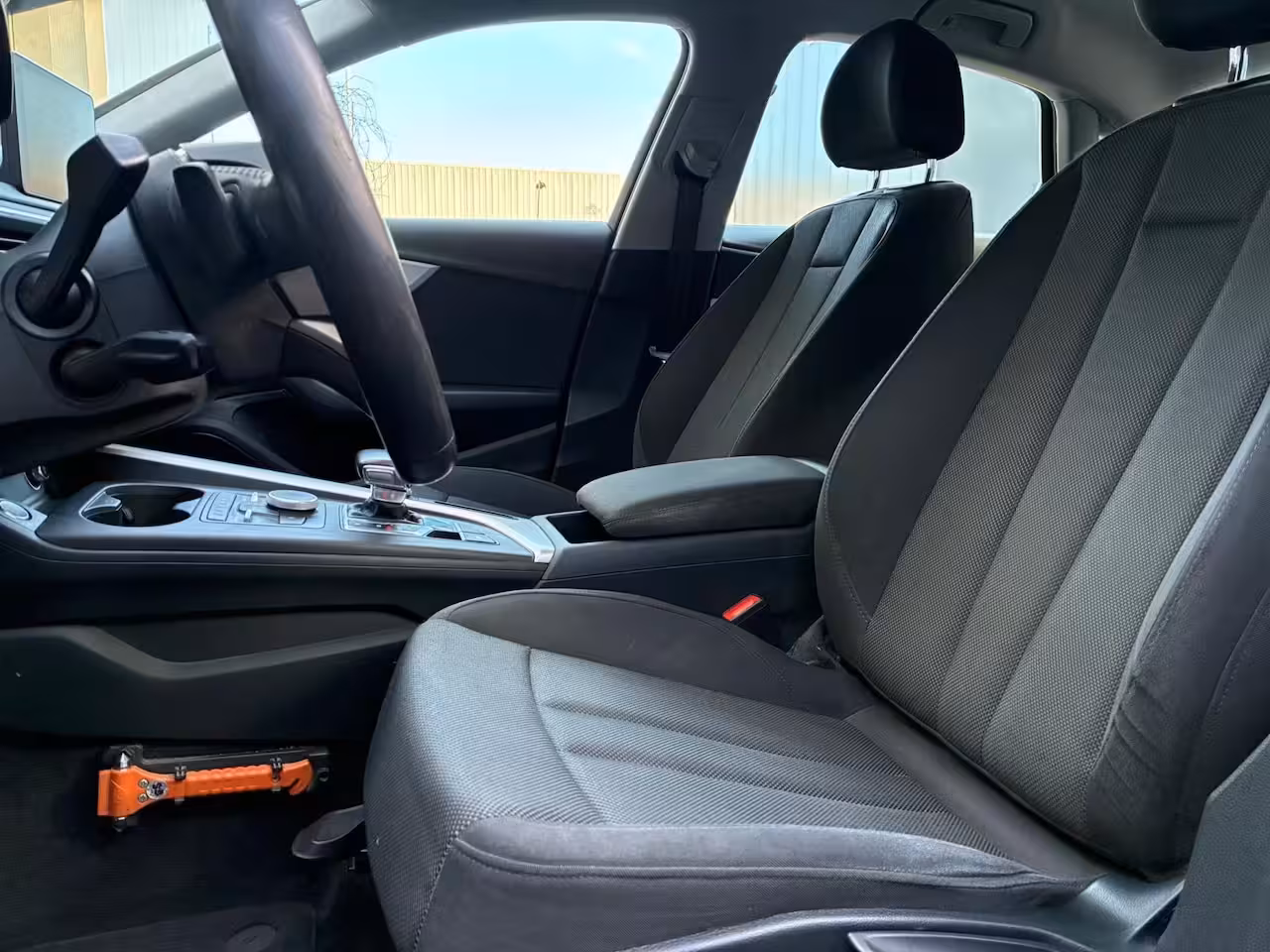 Audi A4 Limousine 35 TFSI Sport Lease Edition Trekhaak Led 4 seizoensbanden
