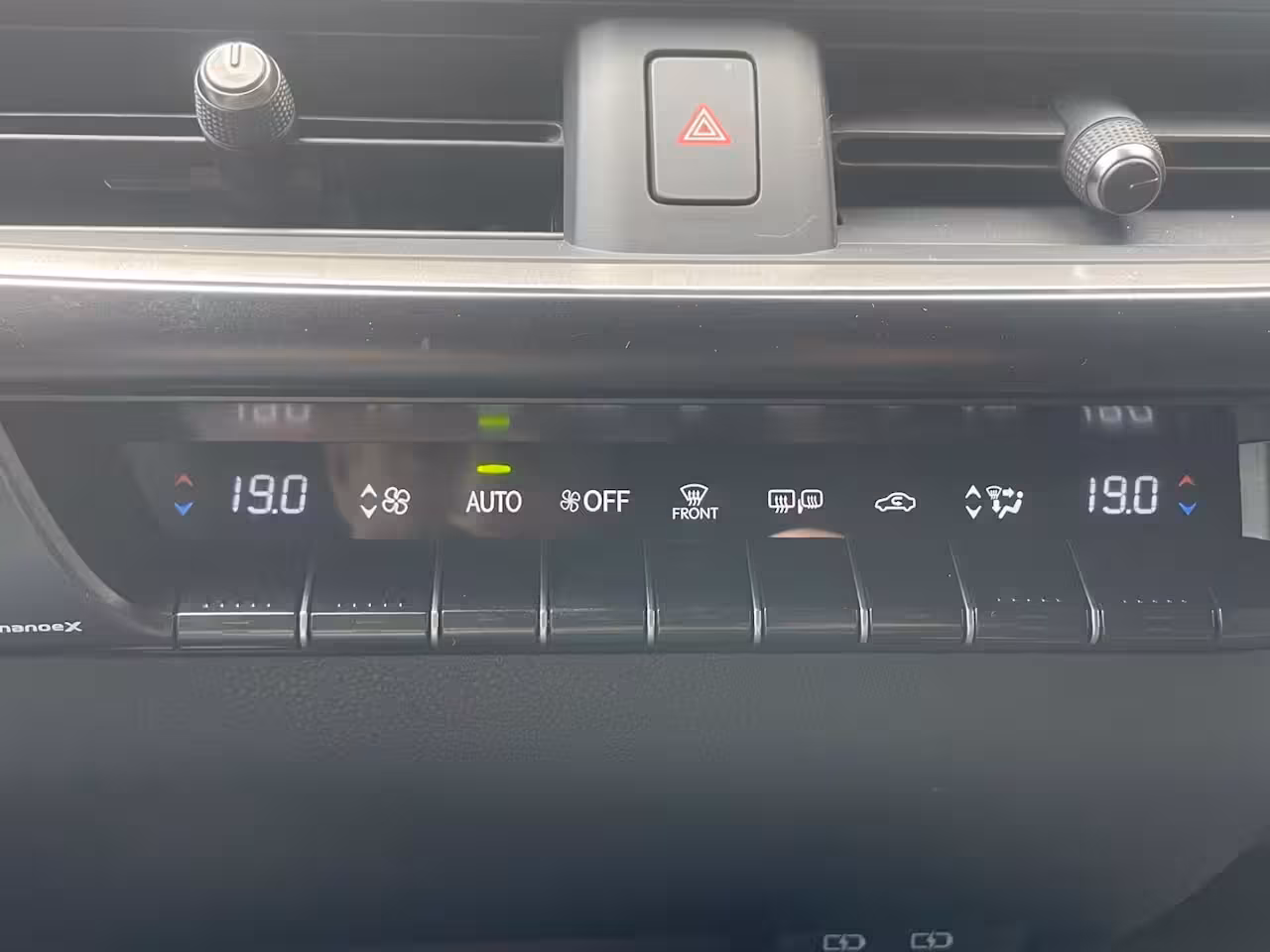 Lexus UX 250h F SPORT Design STOELVERWARMING LEDER