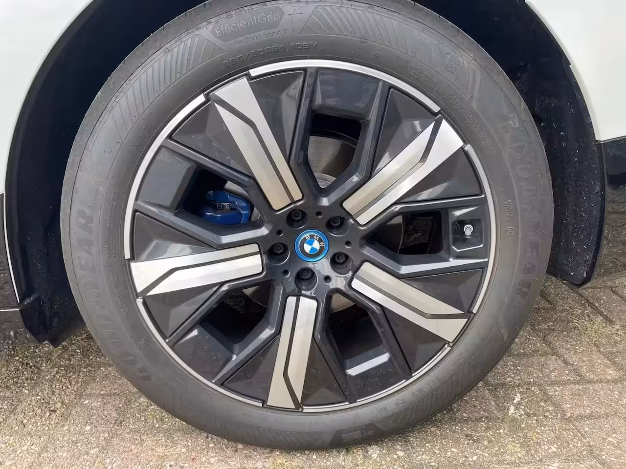 BMW iX XDrive40 High Executive SPORTPAKKET