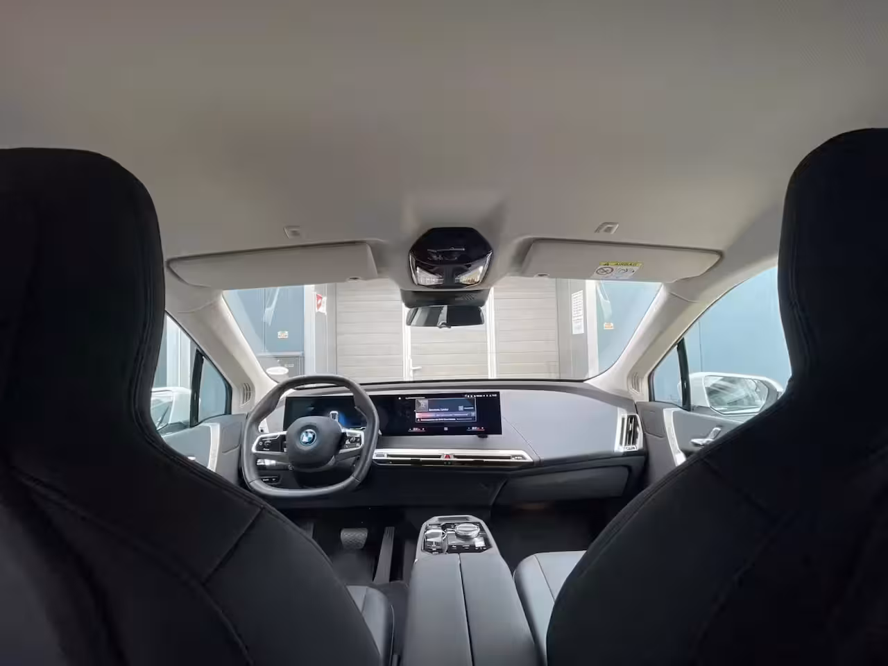 BMW iX XDrive40 High Executive SPORTPAKKET