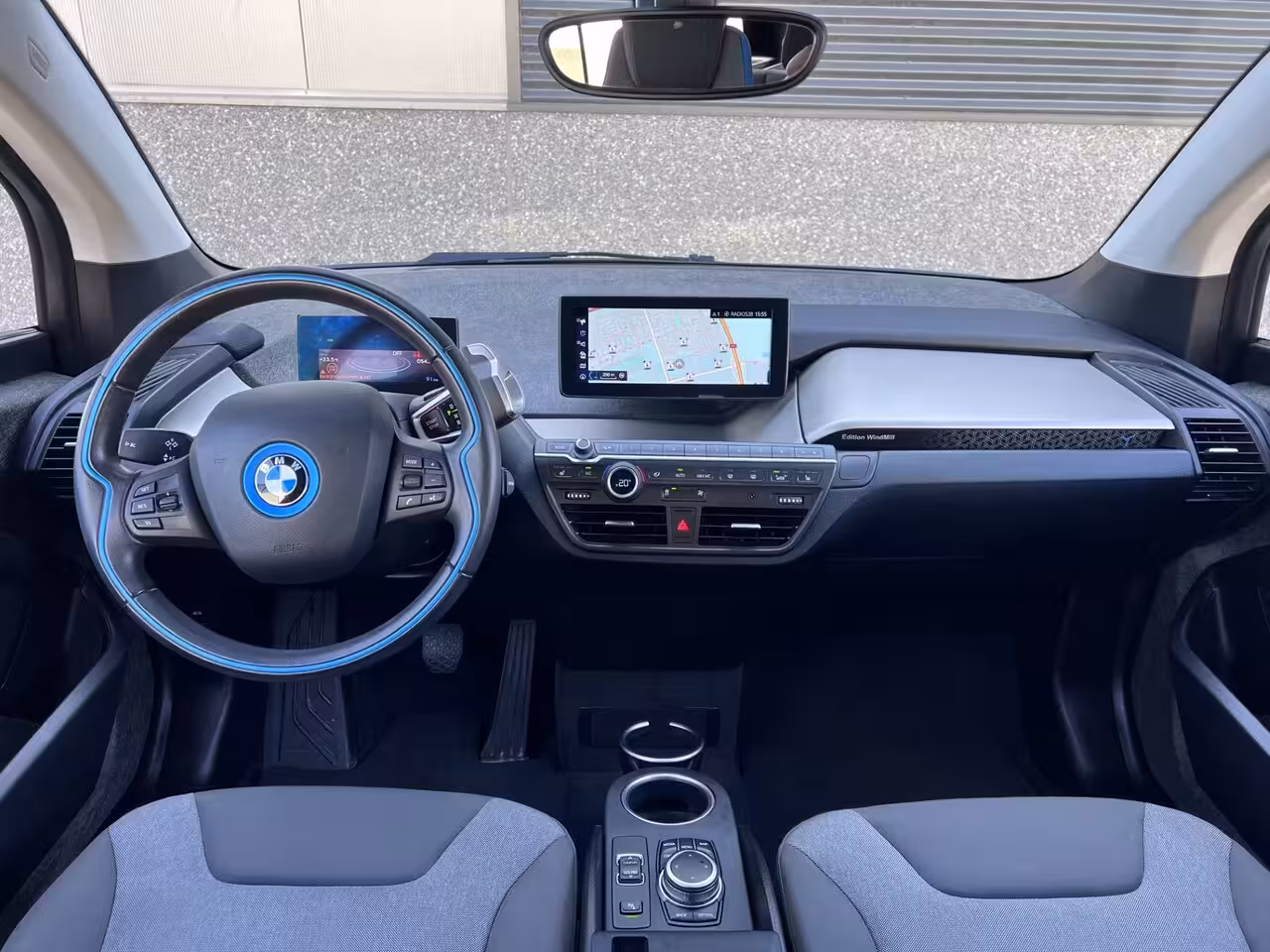 BMW i3 Edition Windmill*120Ah/42 kWh/Sunroof/Navi-Pro/Camera/3-Fase/20"