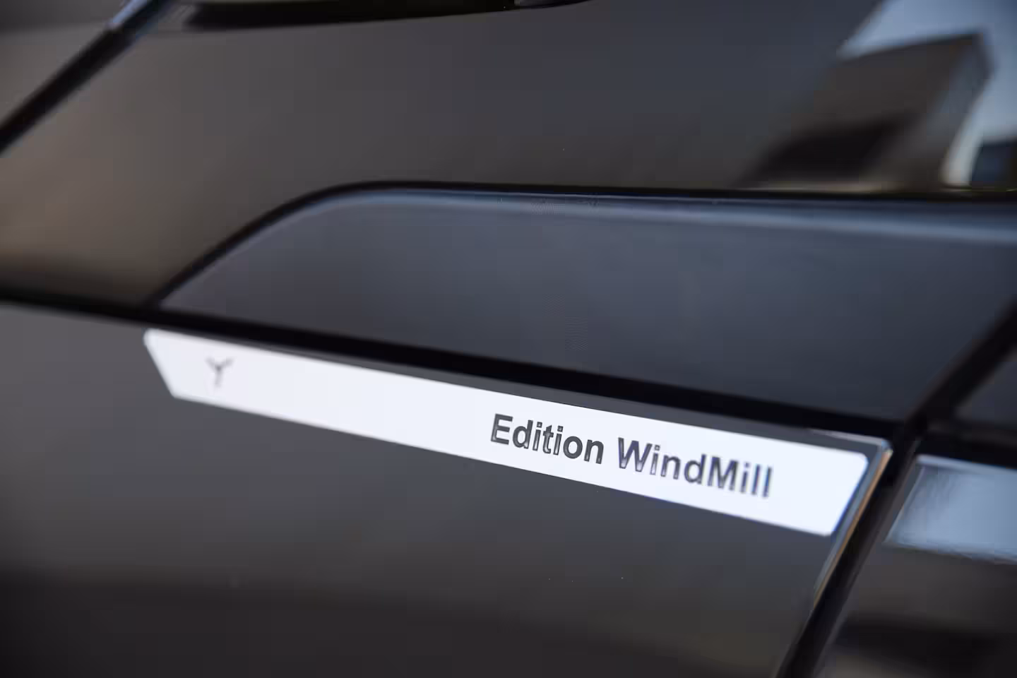BMW i3 Edition Windmill*120Ah/42 kWh/Sunroof/Navi-Pro/Camera/3-Fase/20"