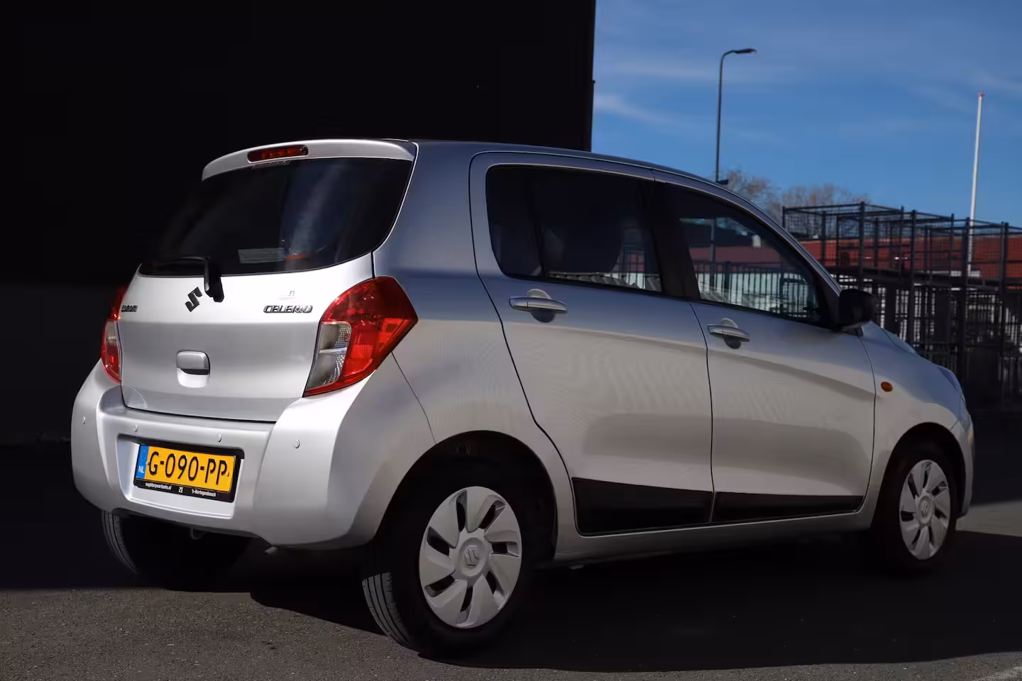 Suzuki Celerio 1.0 Comfort 5drs Airco/Zuinig & €24 per mnd./Parkeersensoren