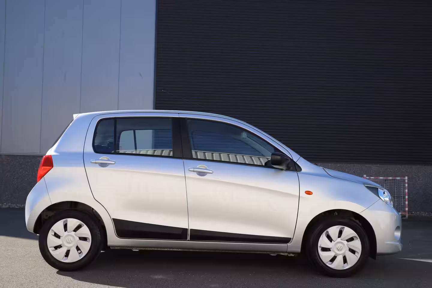 Suzuki Celerio 1.0 Comfort 5drs Airco/Zuinig & €24 per mnd./Parkeersensoren