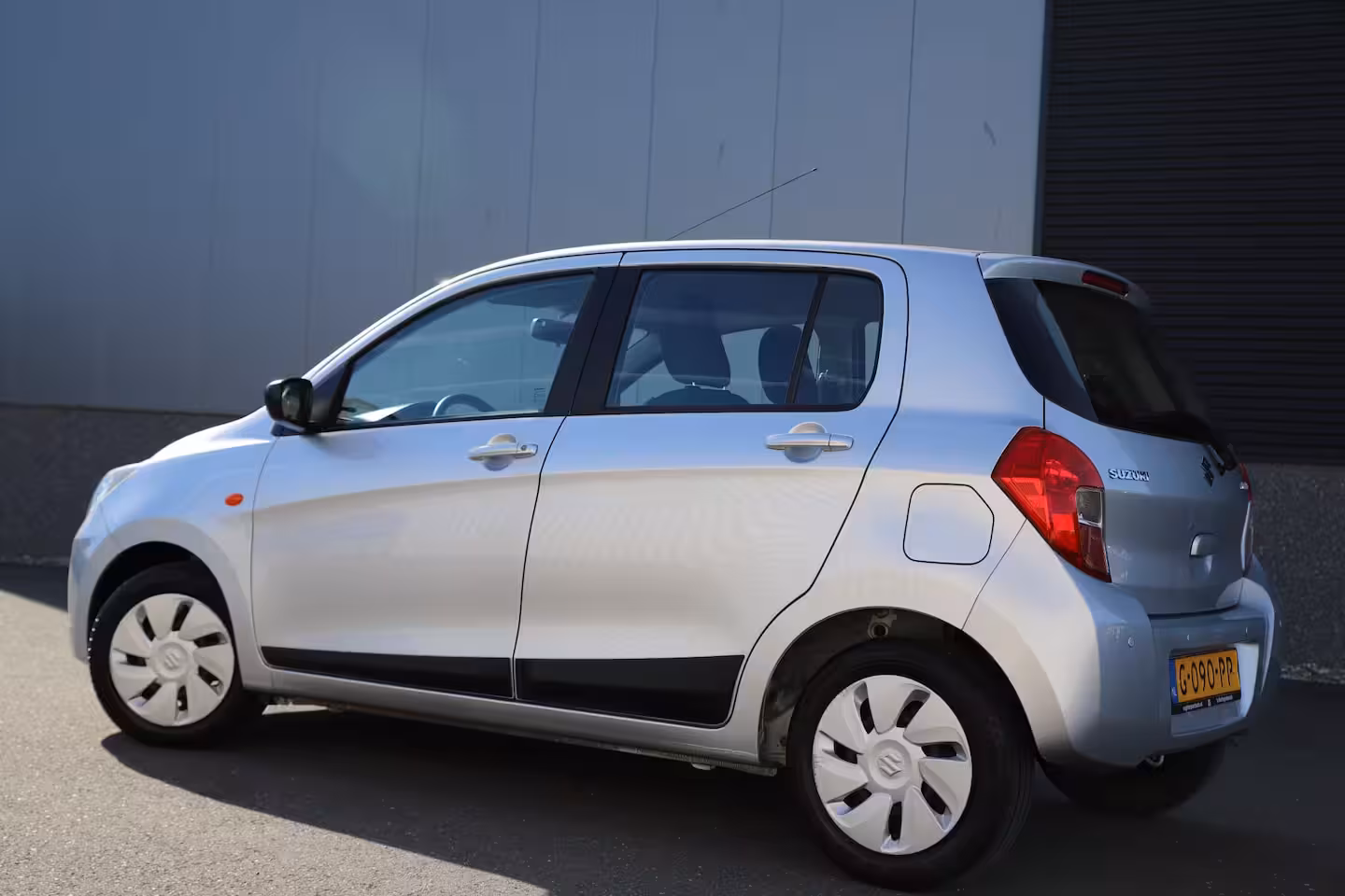 Suzuki Celerio 1.0 Comfort 5drs Airco/Zuinig & €24 per mnd./Parkeersensoren