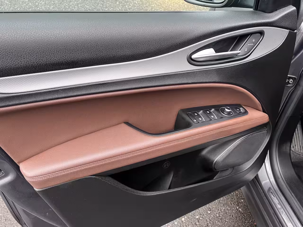 Alfa Romeo Stelvio 2.2JTD 180pk Super/Automaat8/Leder/Trekh./Camera/Concaver21"