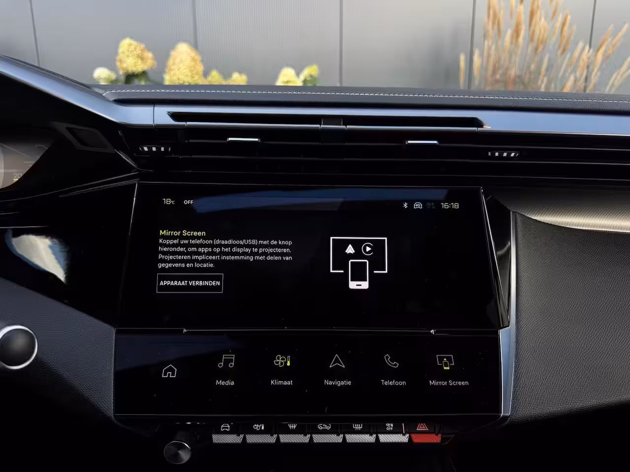 Peugeot 408 1.2 Hybrid GT | Pano | NAVI | 360 Camera| Memory | Leder