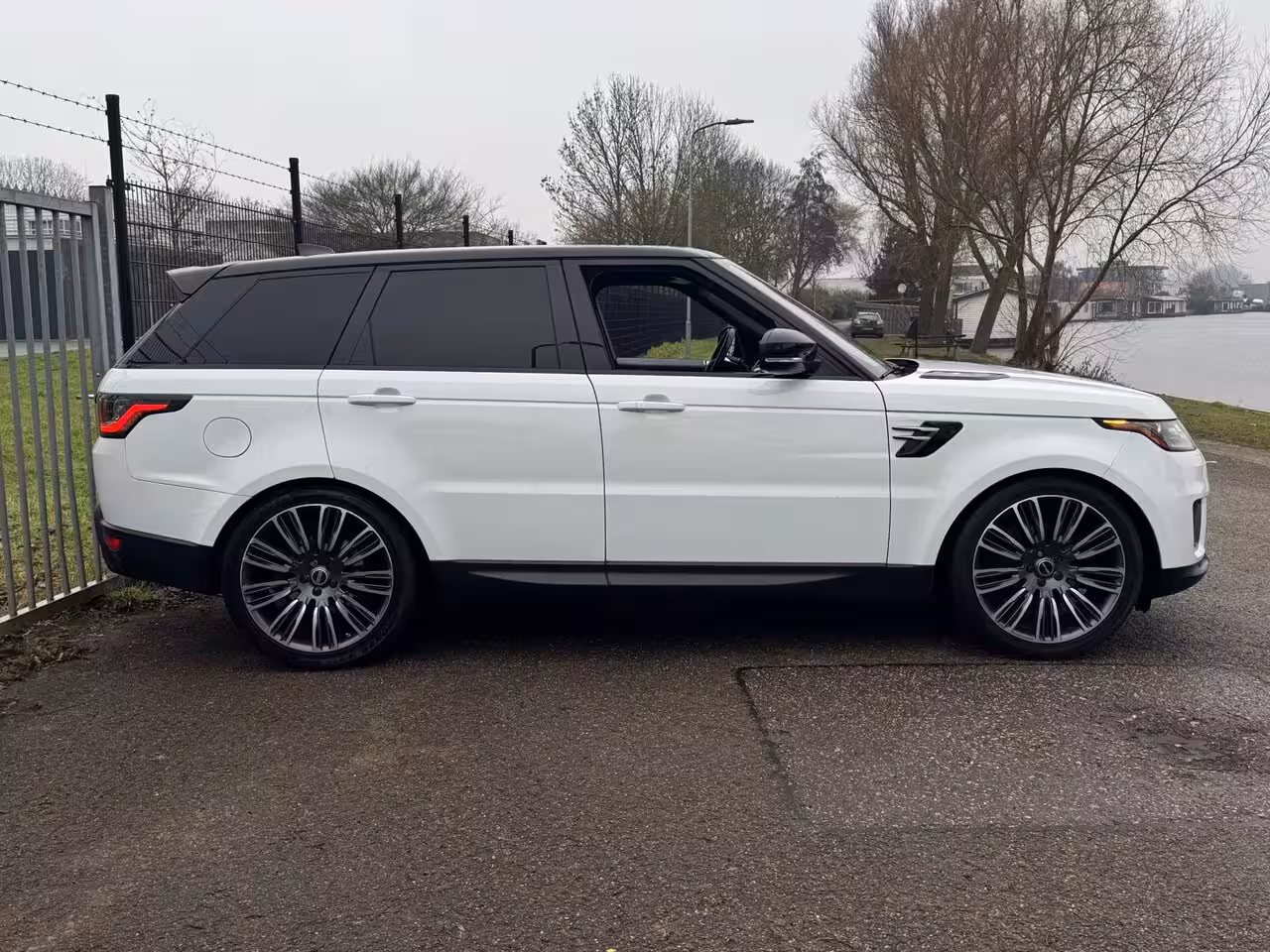 Land Rover Range Rover Sport 3.0 V6 SC HSE Dynamic Pano 22inch Facelift