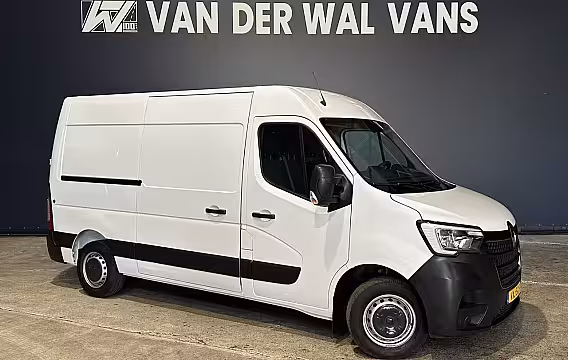 Renault Master 2.3 dCi 136pk L2H2 Euro6 Airco | Navigatie | Camera | Trekhaak | Cruisecontrol Parkeersens