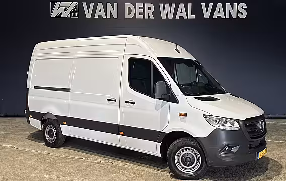 Mercedes-Benz Sprinter 317 CDI 170pk 9G-Tronic Automaat L2H2 Euro6 Airco | Camera | Navigatie | Cruisecontrol | S