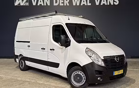 Opel Movano 2.3 CDTI 146pk L2H2 Euro6 Airco | Camera | Omvormer | Imperiaal | Navigatie 2500kg Trekhaa