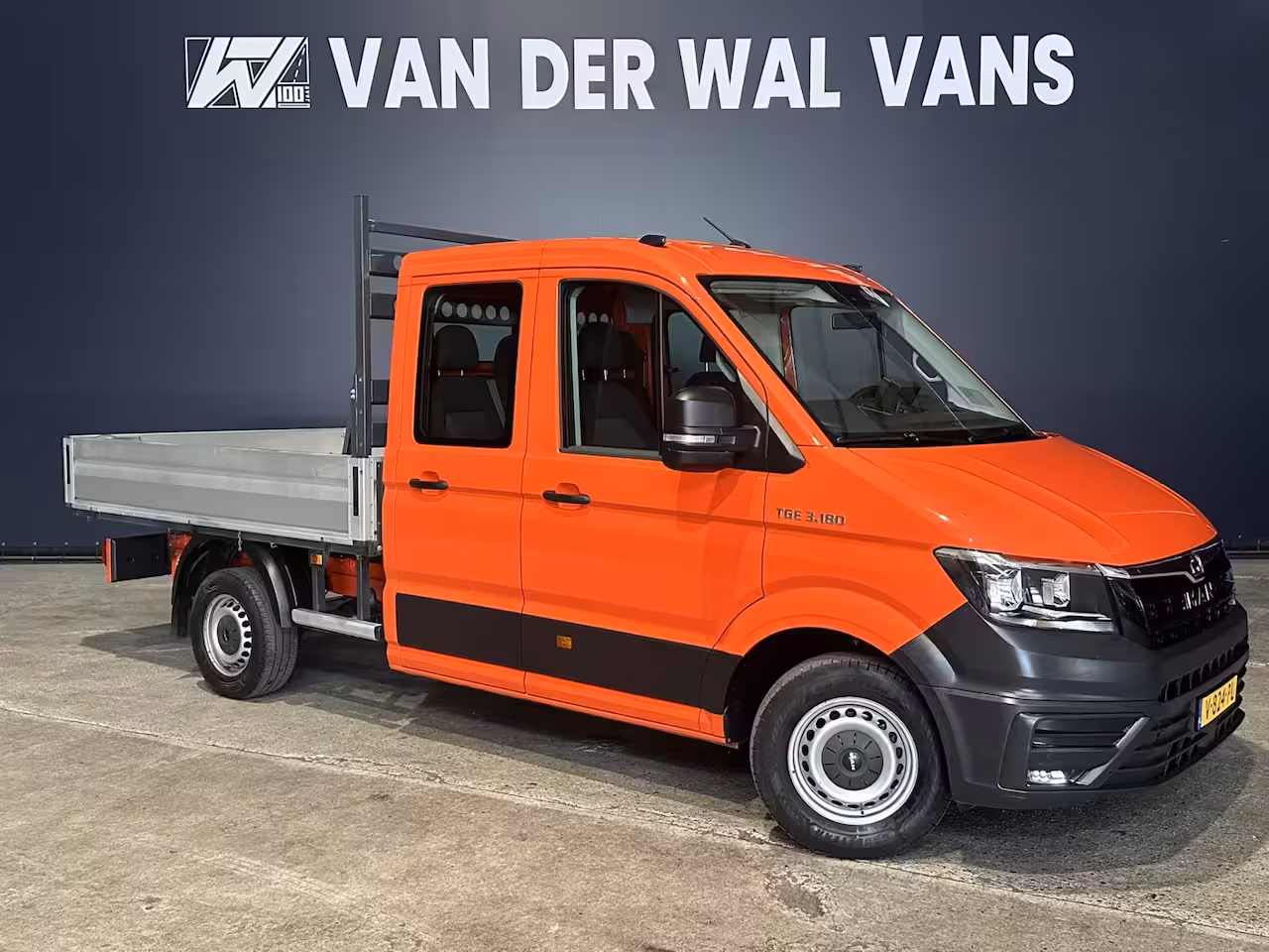 Volkswagen Crafter 2.0 177pk Pick Up Dubbele Cabine 3500kg Trekhaak Open Laadbak Euro6 Airco | 6-Zits | Camer