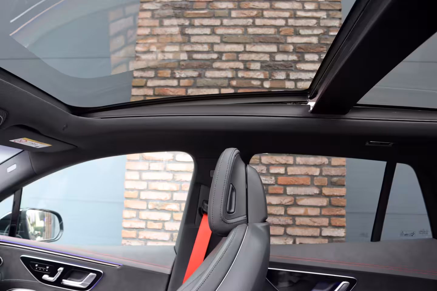 Mercedes-Benz EQE SUV AMG 43 4MATIC Premium+ 91 kWh | Luchtvering | Hyperscreen | Achterasbesturing | Distronic+