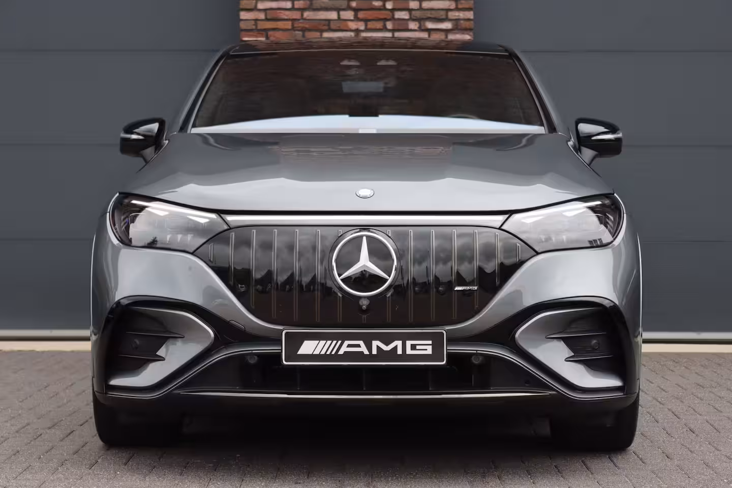Mercedes-Benz EQE SUV AMG 43 4MATIC Premium+ 91 kWh | Luchtvering | Hyperscreen | Achterasbesturing | Distronic+