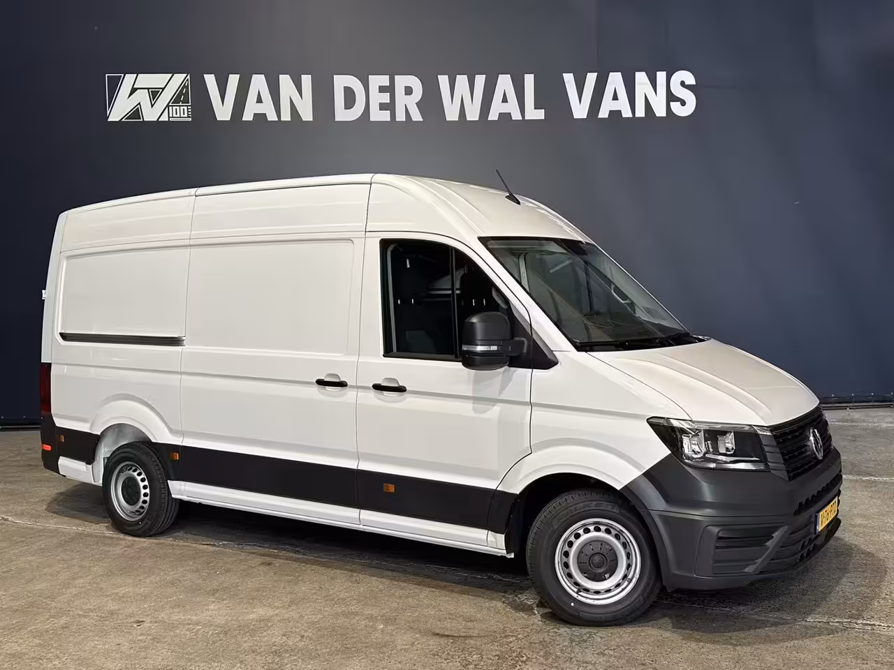 Volkswagen Crafter 2.0 TDI 141pk L3H3 L2H2 Euro6 Airco | Camera | Apple Carplay | Cruisecontrol | Chauffeurss