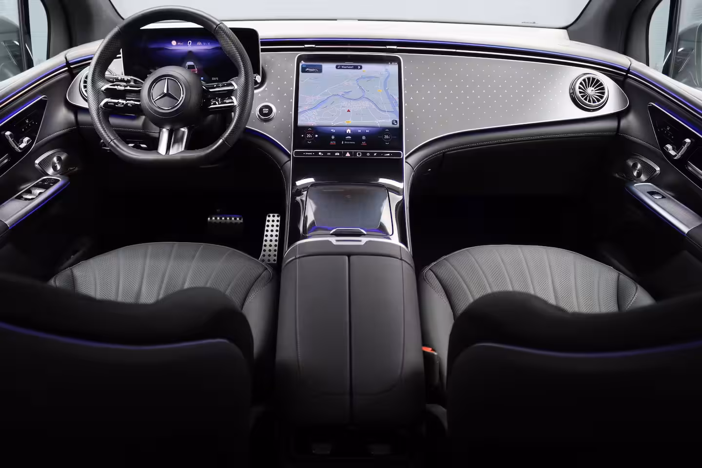 Mercedes-Benz EQE SUV 350+ AMG Line 96 kWh | Distronic+ | Panoramadak | Burmester | Leder | Surround Camera | Au