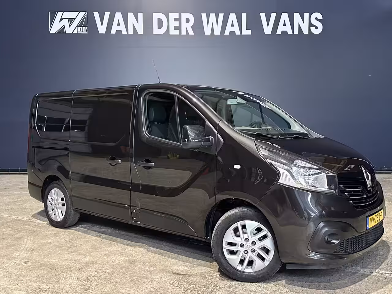 Renault Trafic 1.6 dCi 120pk L1H1 Airco | Navigatie | Camera | LM Velgen | Trekhaak Cruisecontrol, Parkee