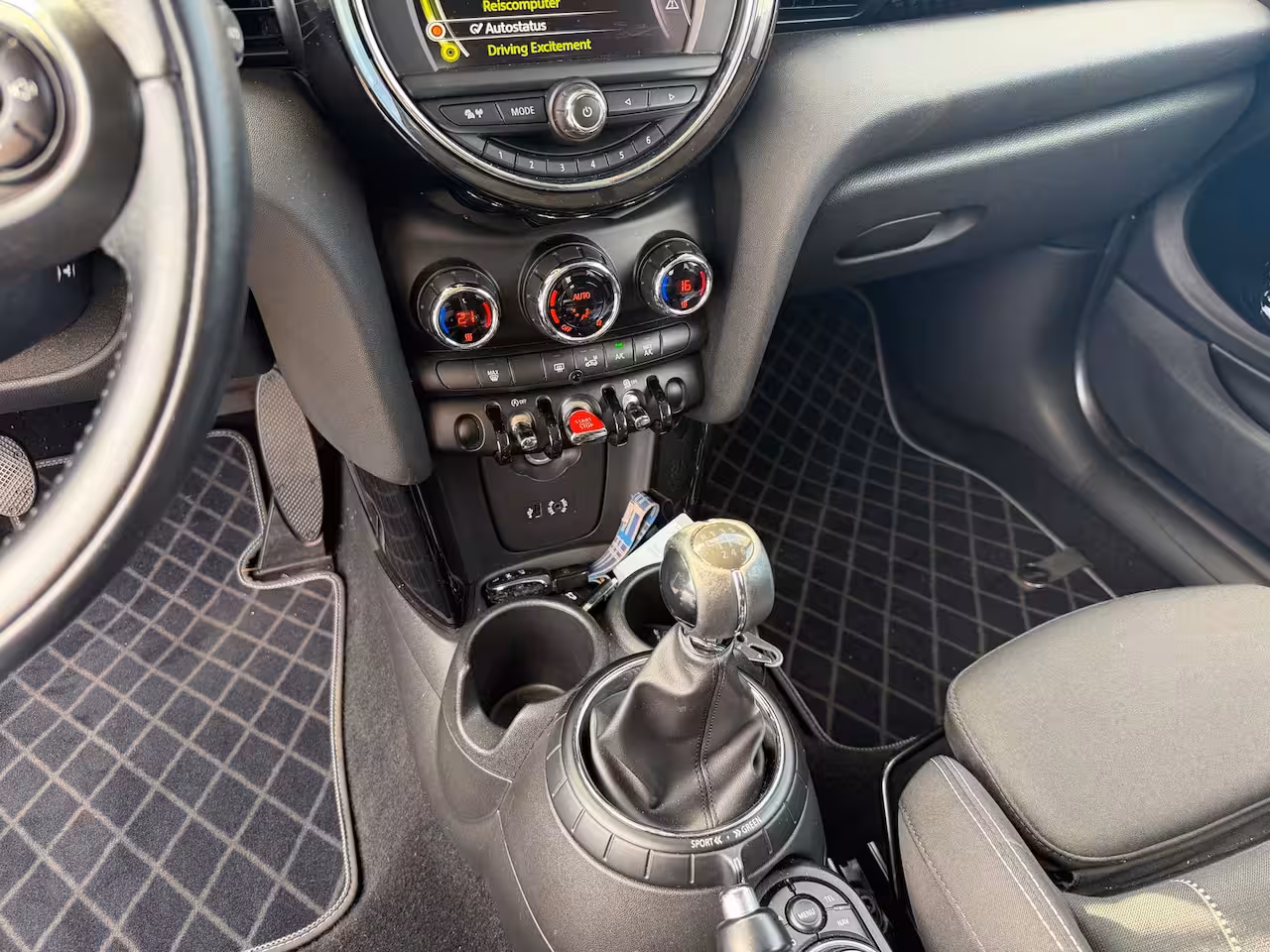 Mini 3-Deurs 2.0 Cooper S Pepper JCW/240PK/REMUS/CRUISE/CLIMA/NAVI