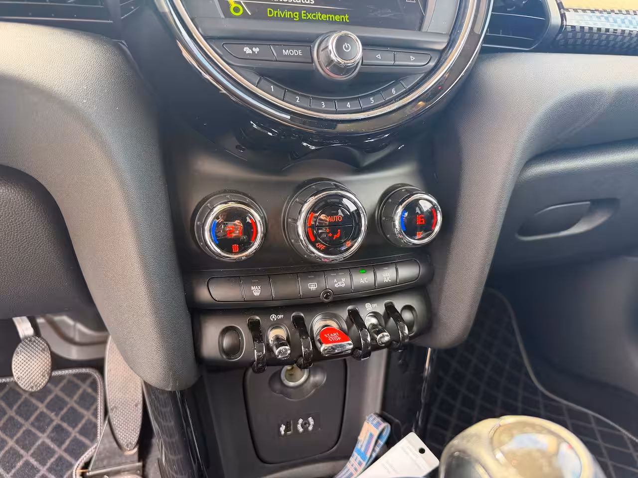 Mini 3-Deurs 2.0 Cooper S Pepper JCW/240PK/REMUS/CRUISE/CLIMA/NAVI
