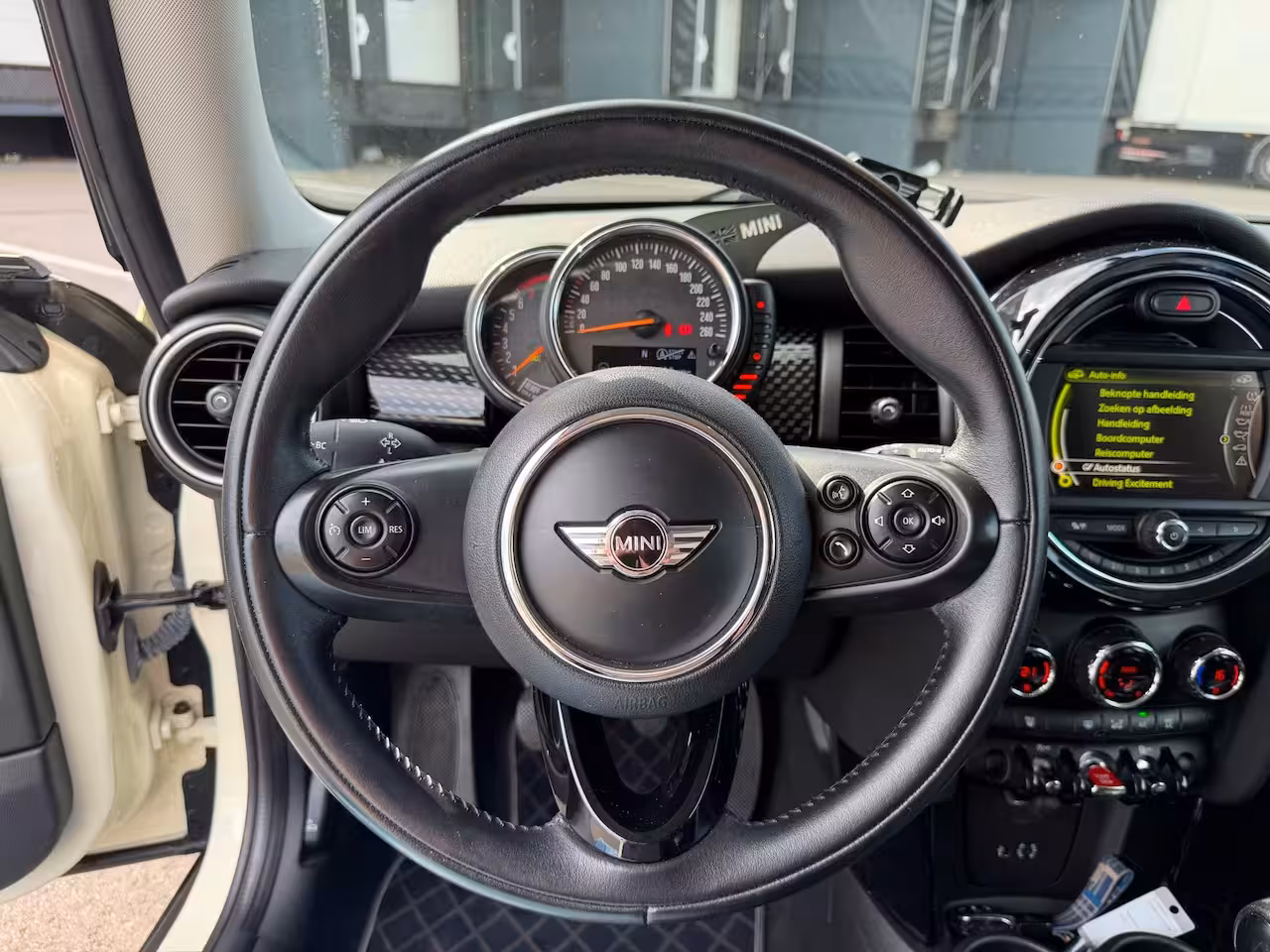 Mini 3-Deurs 2.0 Cooper S Pepper JCW/240PK/REMUS/CRUISE/CLIMA/NAVI