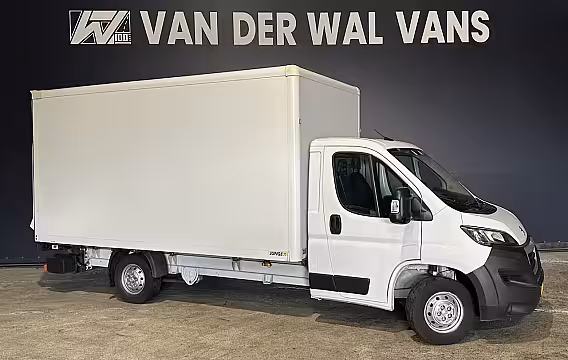 Peugeot Boxer 2.2 BlueHDi 141pk Bakwagen 1055kg laadvermogen Laadklep Euro6 Airco | Camera | Bijrijdersb