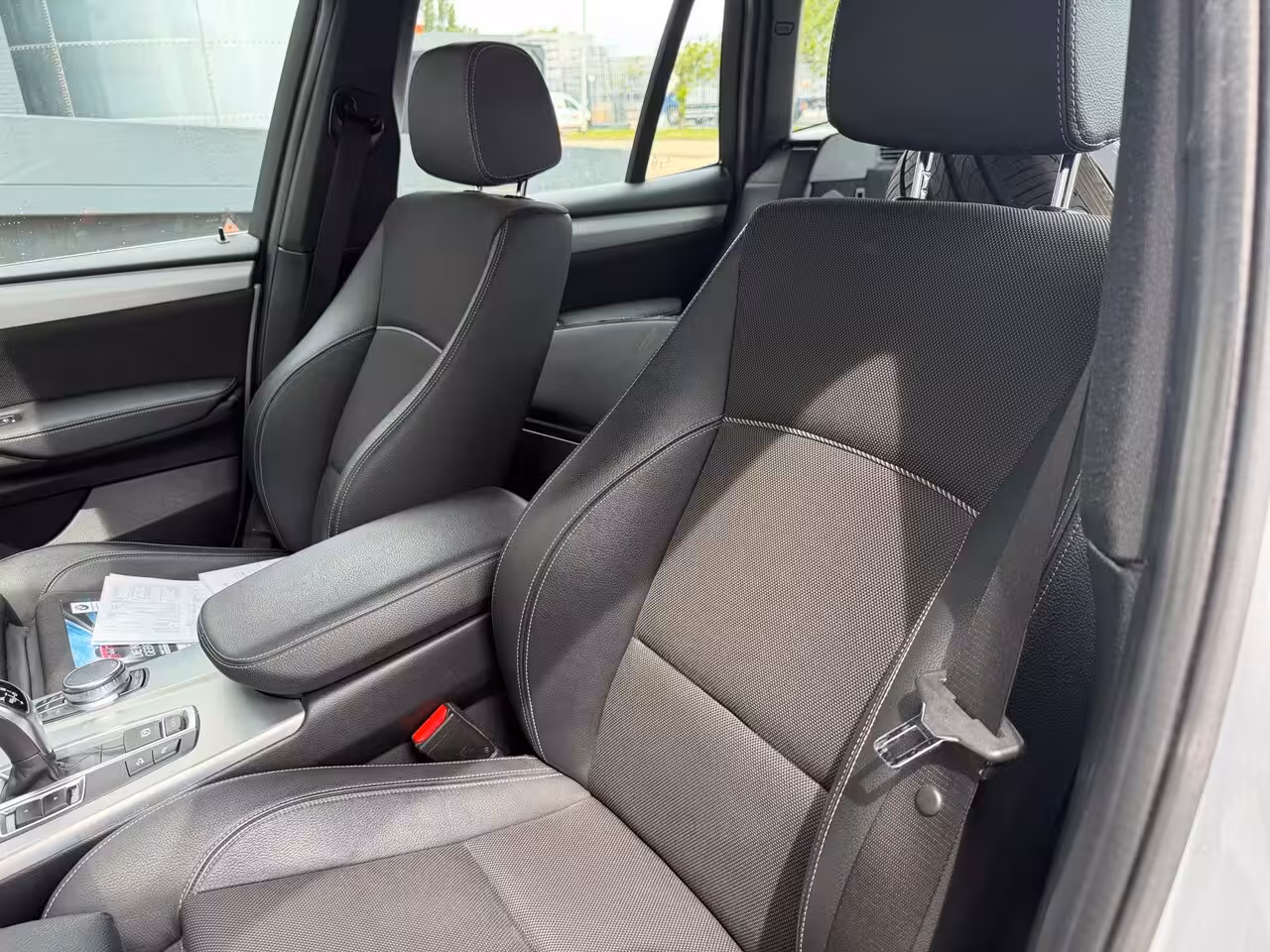 BMW X3 XDrive28i M-SPORT/DEALERONDERHOUDEN/HEAD-UP/LEDER/FACELIFT