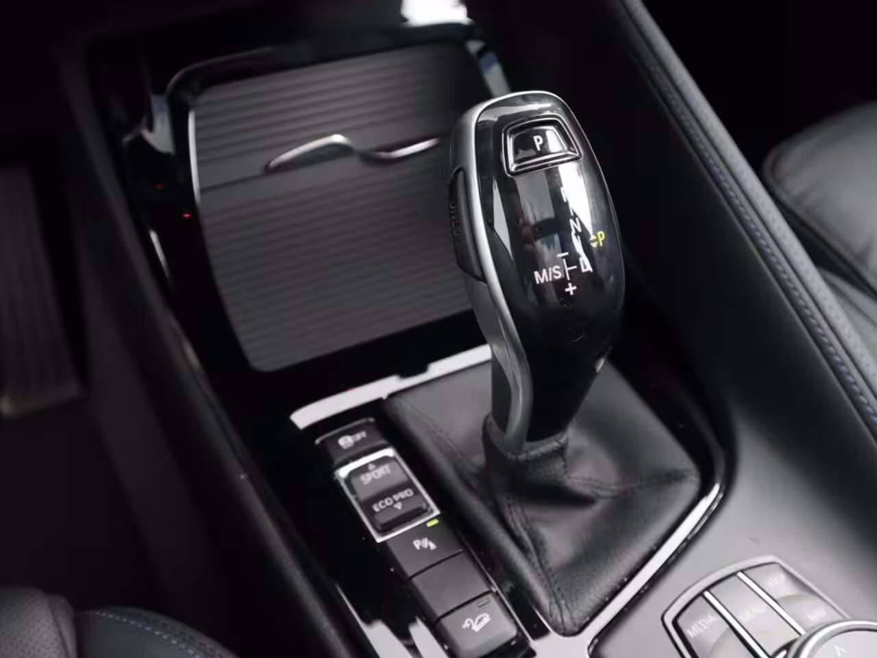 BMW X1 xDrive25i High Executive M-Sport | Dealer OH | Adapt. Cruise | Pano | Leder | PDC + Camera