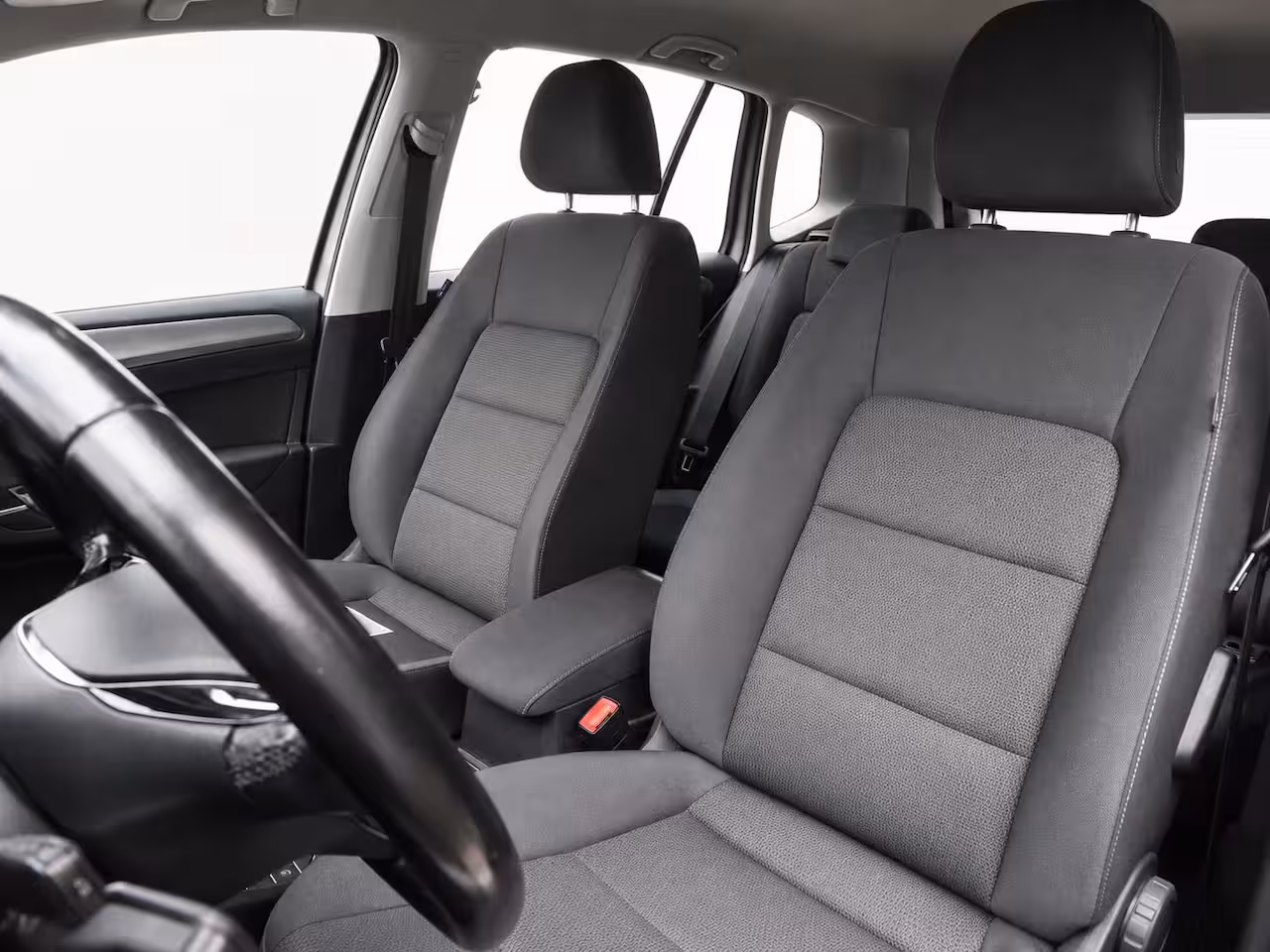 Volkswagen Golf Sportsvan 1.2 TSI Comfortline | Clima | Cruise | Multimedia/Navi | PDC | Trekhaak |