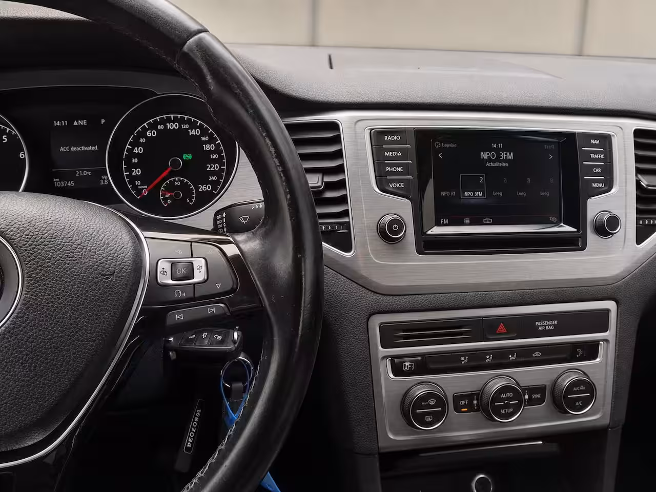 Volkswagen Golf Sportsvan 1.2 TSI Comfortline | Clima | Cruise | Multimedia/Navi | PDC | Trekhaak |