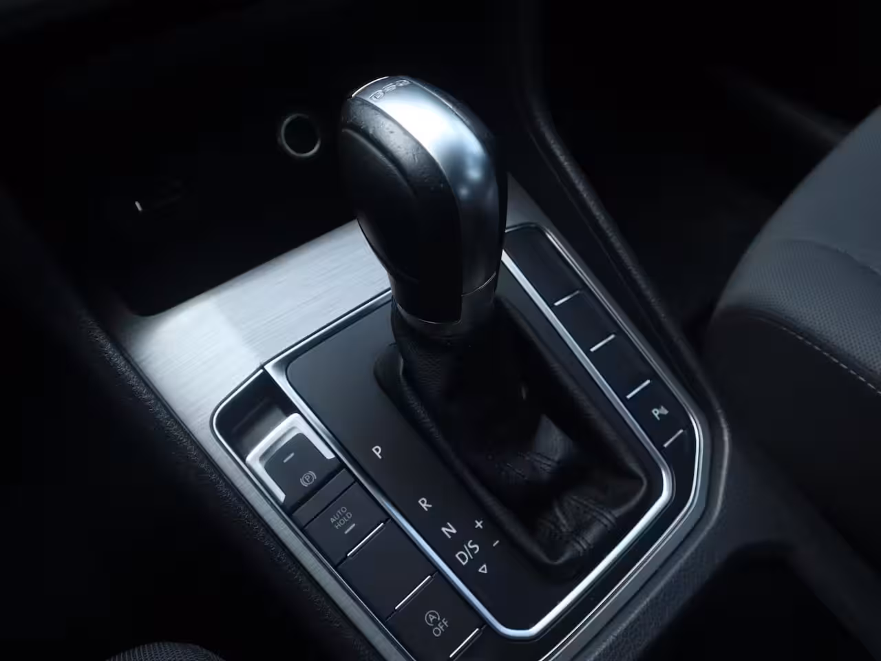 Volkswagen Golf Sportsvan 1.2 TSI Comfortline | Clima | Cruise | Multimedia/Navi | PDC | Trekhaak |