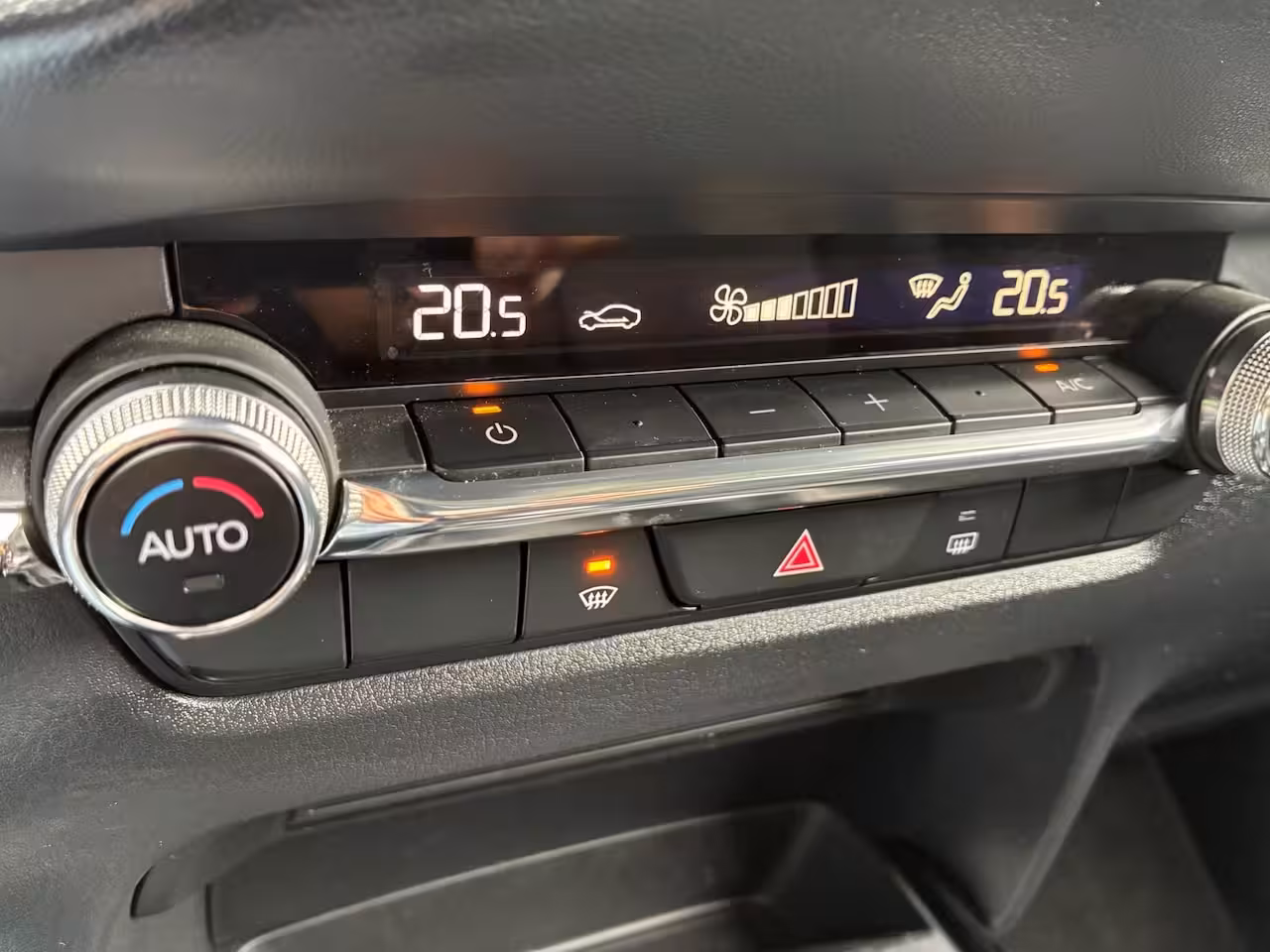 Mazda CX-30 2.0 e-SkyActiv-G M Hybrid 360 CAMERA 18" ELECTR ACHTERKLEP
