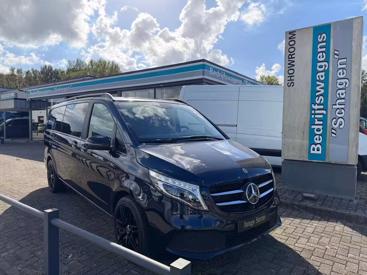 Mercedes-Benz V-klasse 300d 4-MATIC L3 XXL DC | Avantgarde | 360° Camera | Mbux