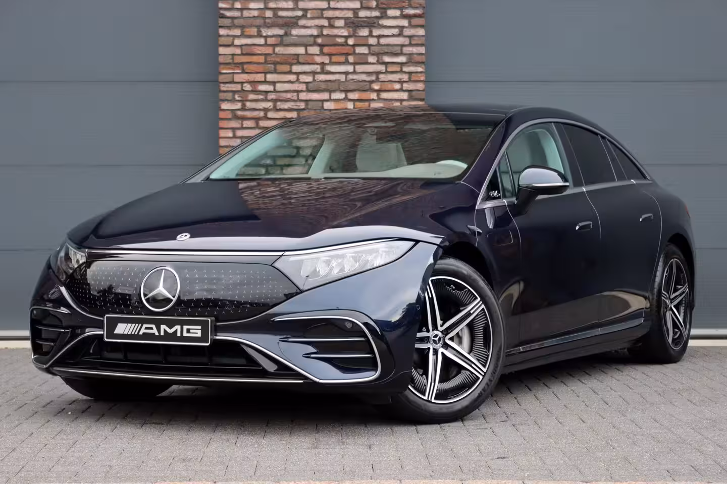 Mercedes-Benz EQS 450+ AMG Line 108 kWh | Luchtvering | Hyperscreen | Achterasbesturing | Distronic | Panora