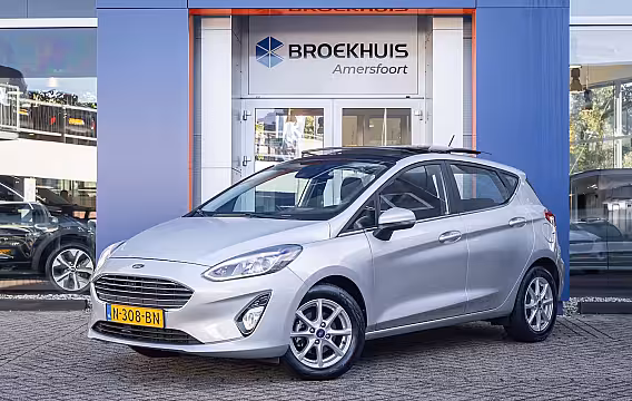 Ford Fiesta 1.0 EcoBoost Titanium | Panoramadak | Apple Carplay/Android Auto | Cruise control | Naviga