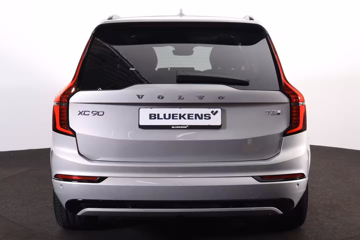 Volvo XC90 T8 Recharge AWD Plus Dark - IntelliSafe Assist & Surround - Panorama/schuifdak - Luchtveri