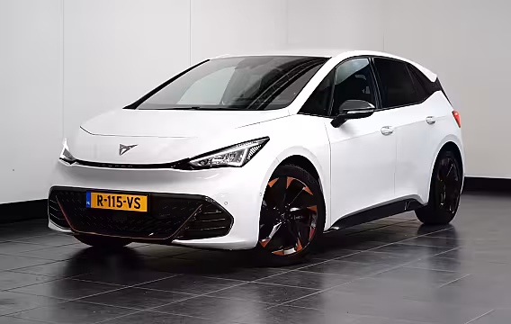 Cupra Born Performance One 62 kWh l Camera l SOH 93% l Stoel/Stuurverwarming l Full LED l Navigatie l