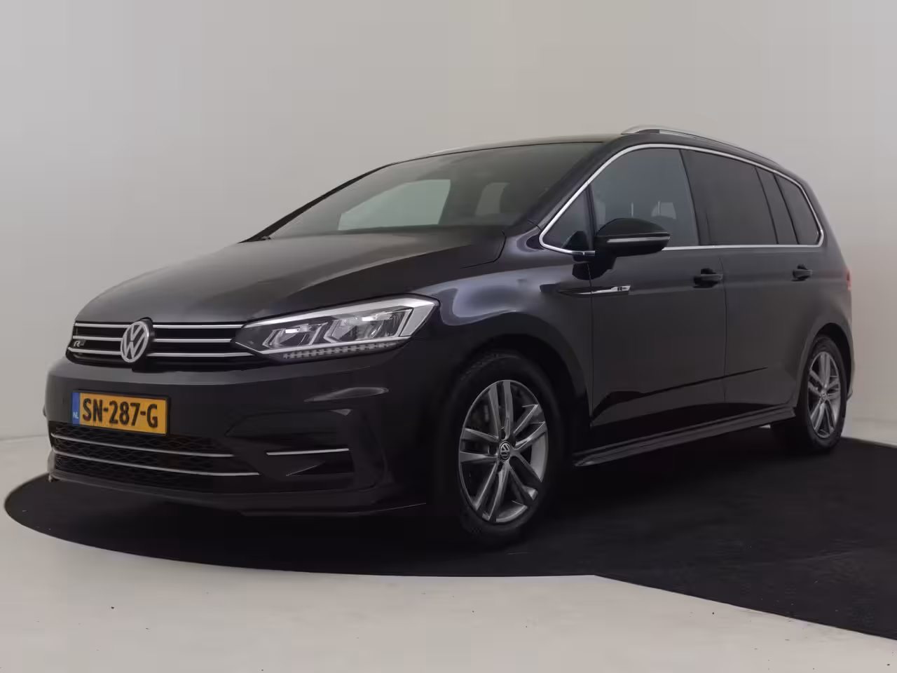 Volkswagen Touran 1.4 TSI Highline Business R 150 PK | Trekhaak | Achteruitrijcamera | Keyless | PDC | Elekt