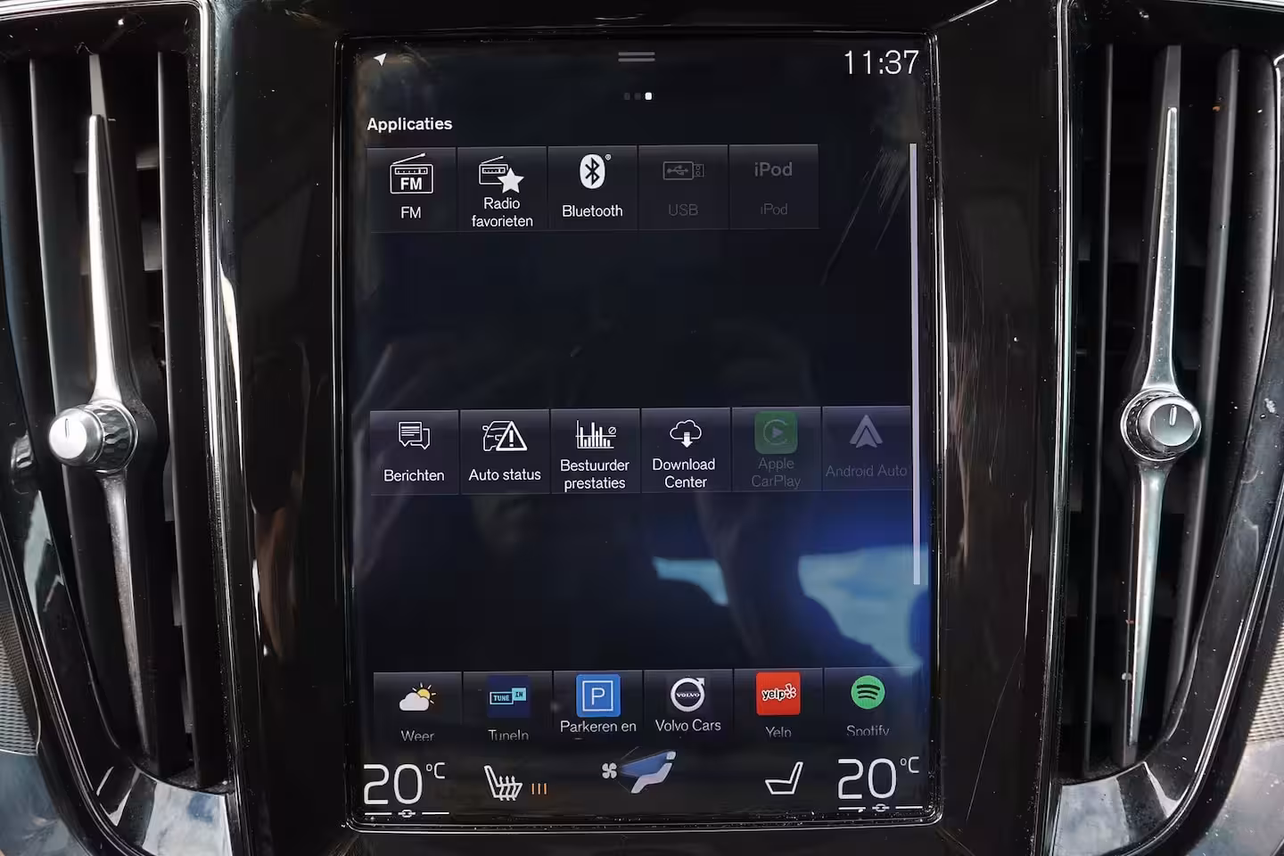 Volvo S60 T4 R-Design - Panorama/schuifdak - Parkeercamera achter - Verwarmde voorstoelen & achterba