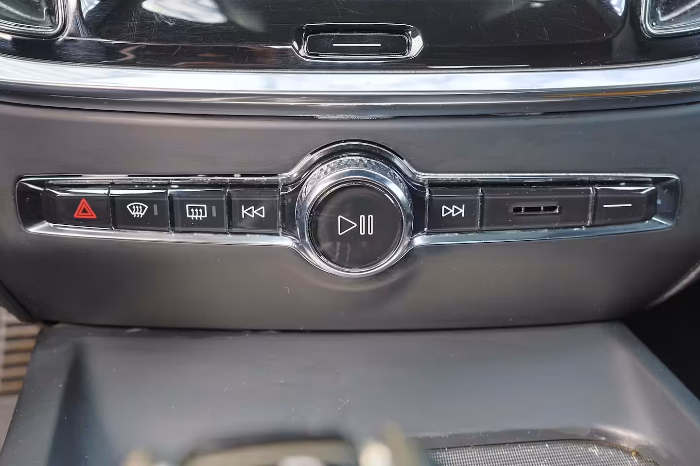 Volvo S60 T4 R-Design - Panorama/schuifdak - Parkeercamera achter - Verwarmde voorstoelen & achterba