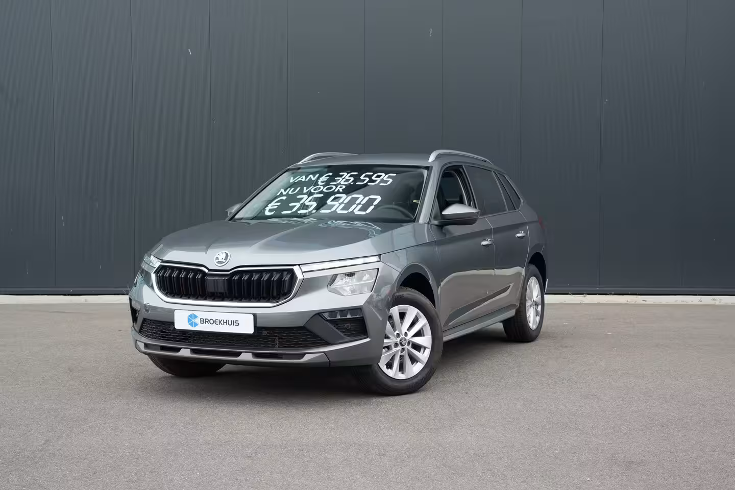 Skoda Kamiq Business Edition | Achteruitrijcamera | Adaptive Cruise Control | Chromen raamlijsten